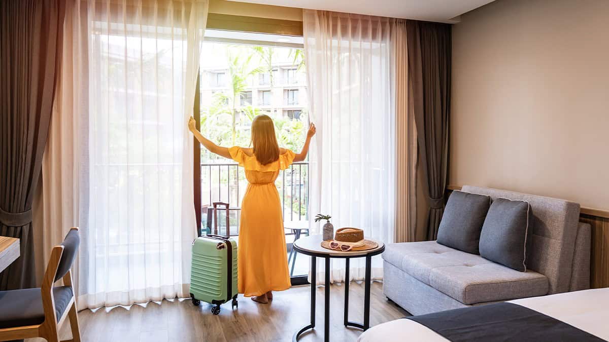 Beyond the Carry-On: How Luggage Brands Can Transform Loyalty Programs with Travel Rewards