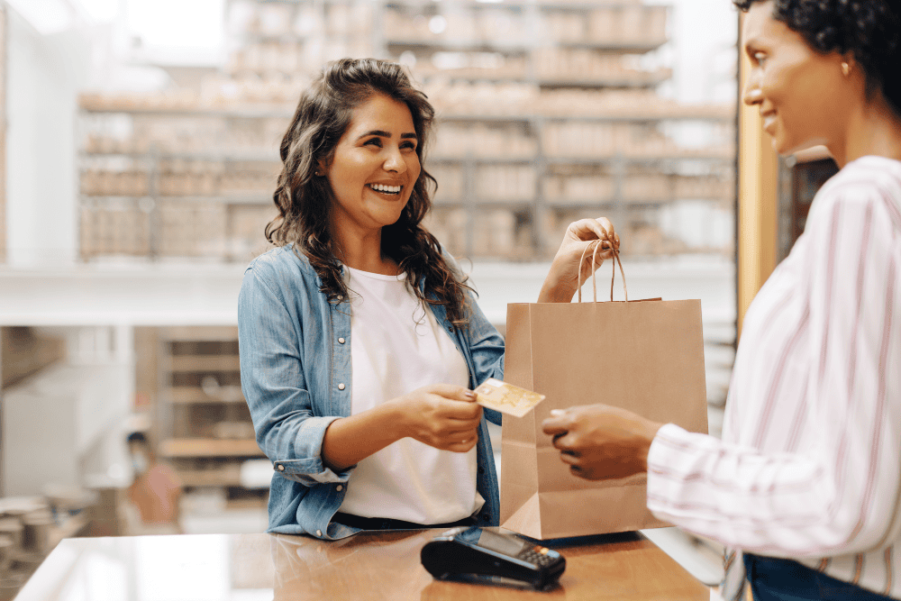 Retail customer purchasing with loyalty points